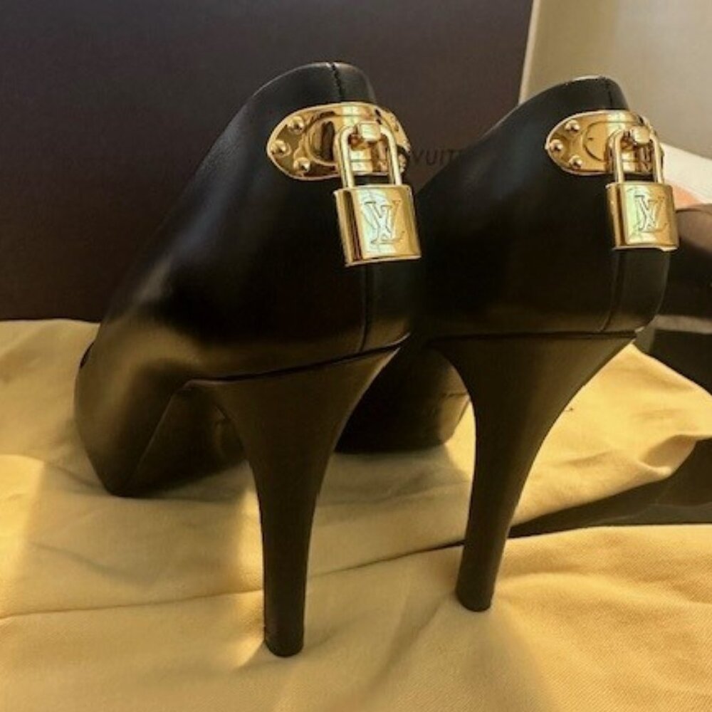 Louis Vuitton Locket Pump High Heels